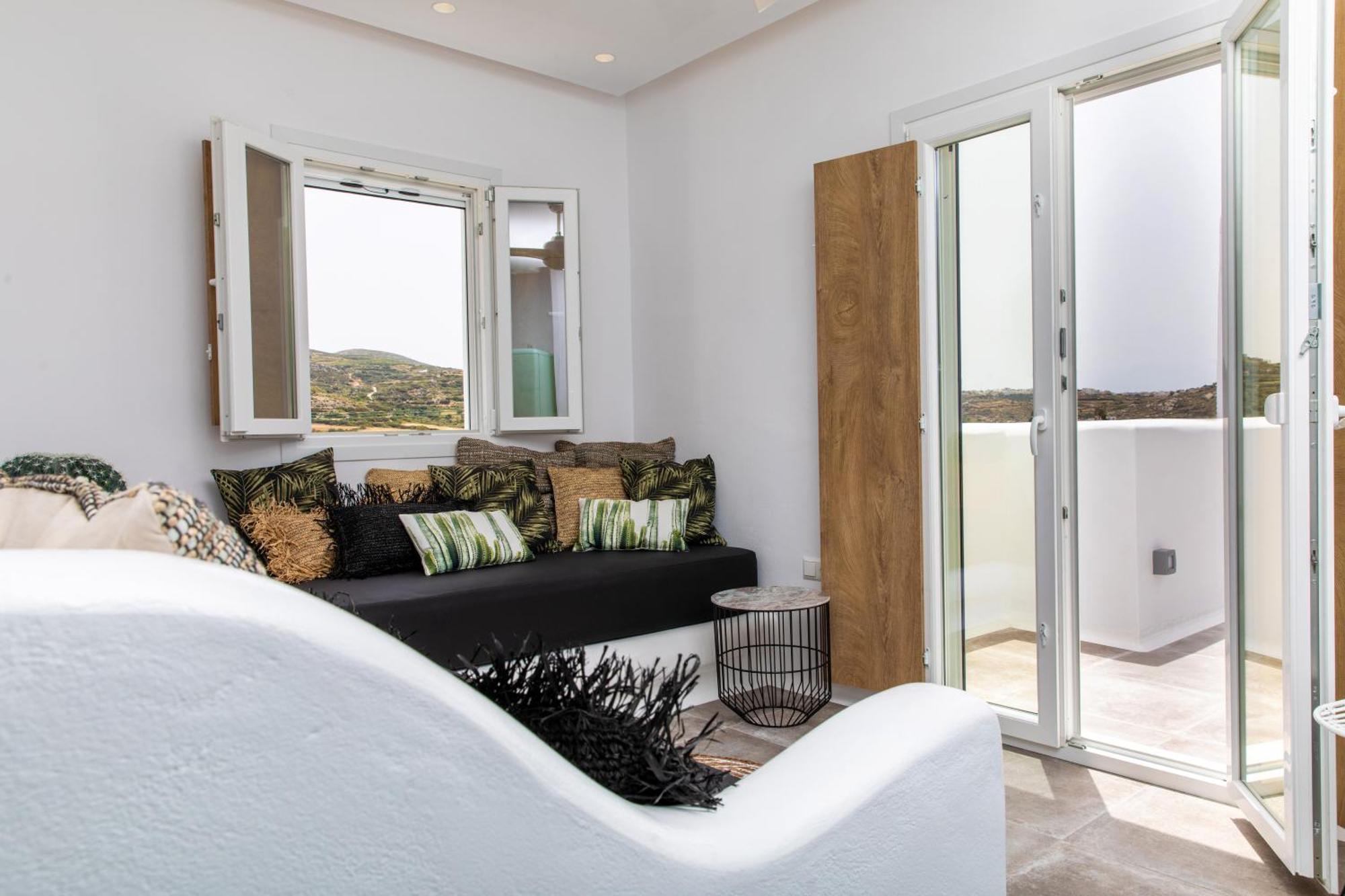 Ninemia Naxos Suites Agios Thaleleos Εξωτερικό φωτογραφία